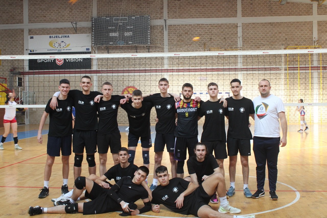 Одлични резултати наших одбојкаша